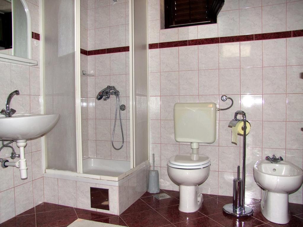 Apartment Perovic Baška Voda Habitación foto