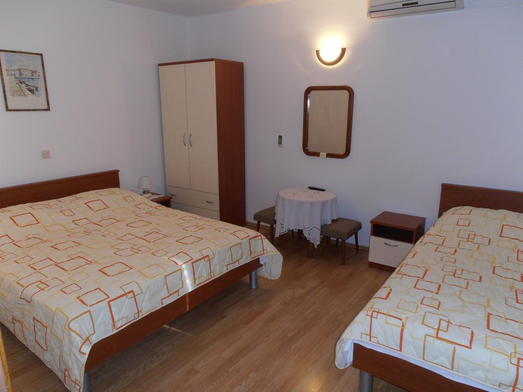 Apartment Perovic Baška Voda Exterior foto