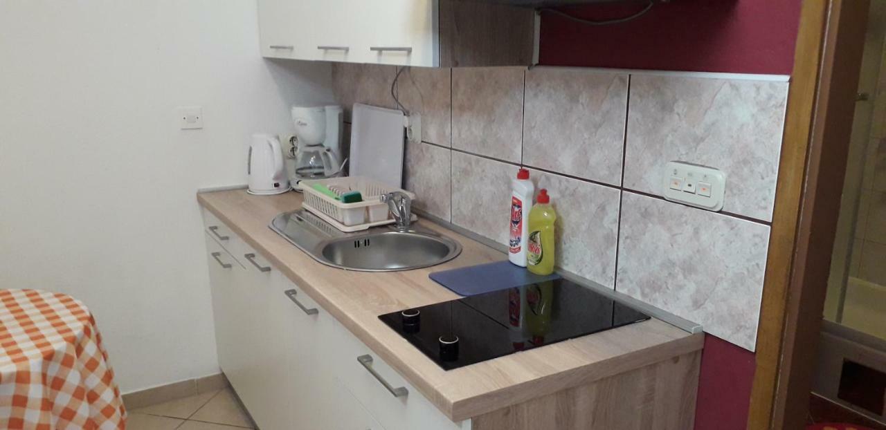 Apartment Perovic Baška Voda Habitación foto